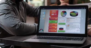 SaaS Platform - UX Redesign Increases Free-to-Paid Conversion 68% 